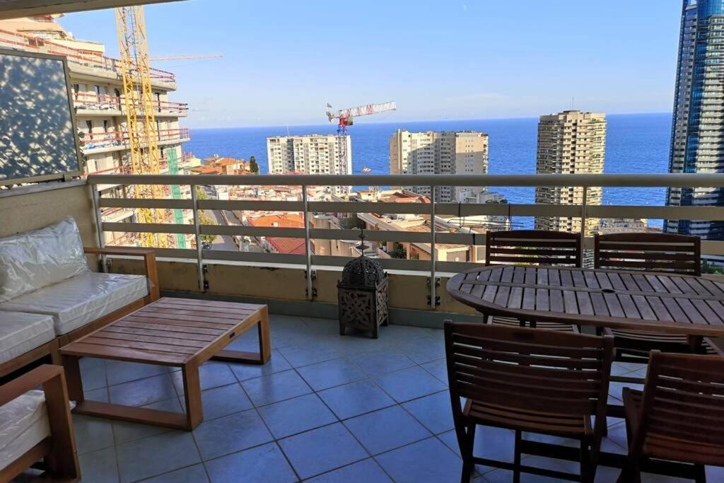 Apartment Climatise - Belle Vue Mer-piscine